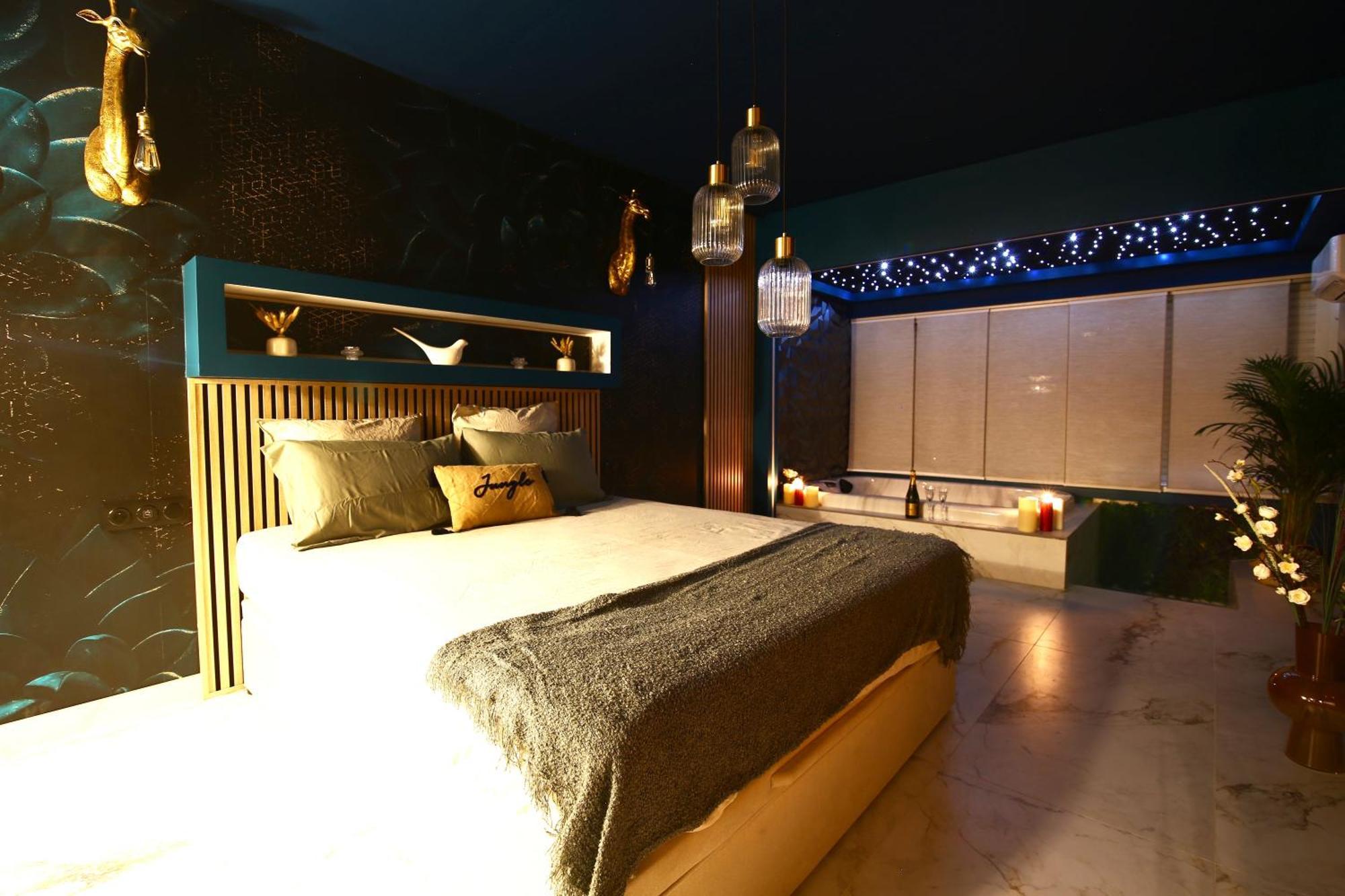 Flower Suite And Spa La Seyne-sur-Mer Buitenkant foto